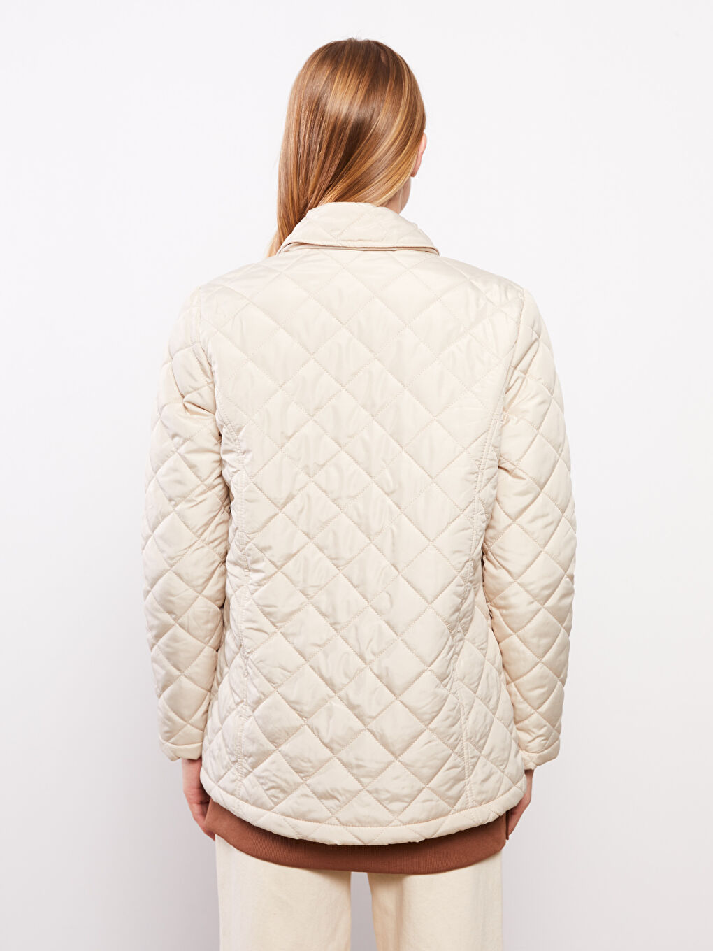 Bej Gömlek Yaka Kapitone Kadın Şişme Mont-5