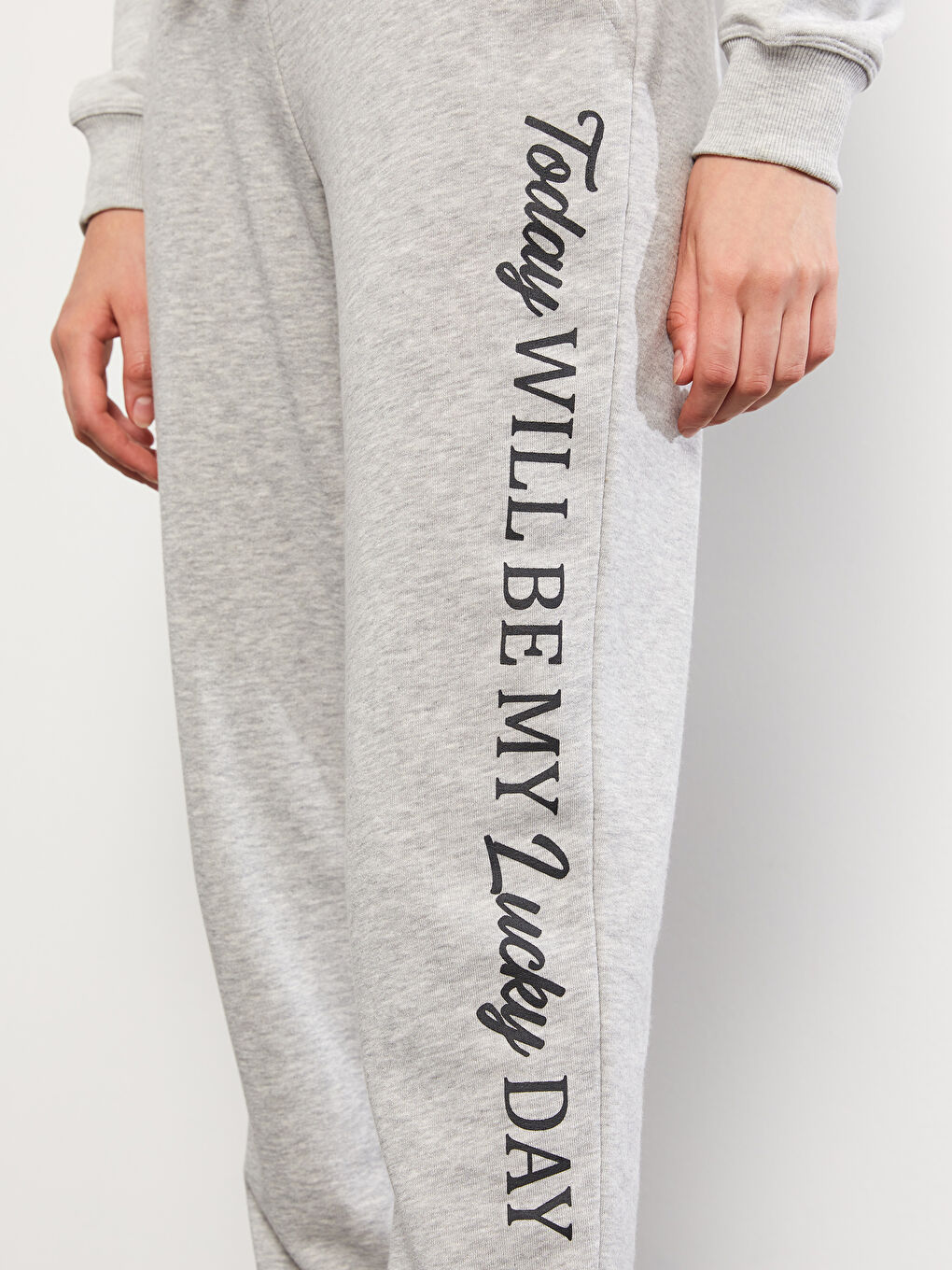 Elasticated Waist Printed Women's Jogger Sweatpants-4