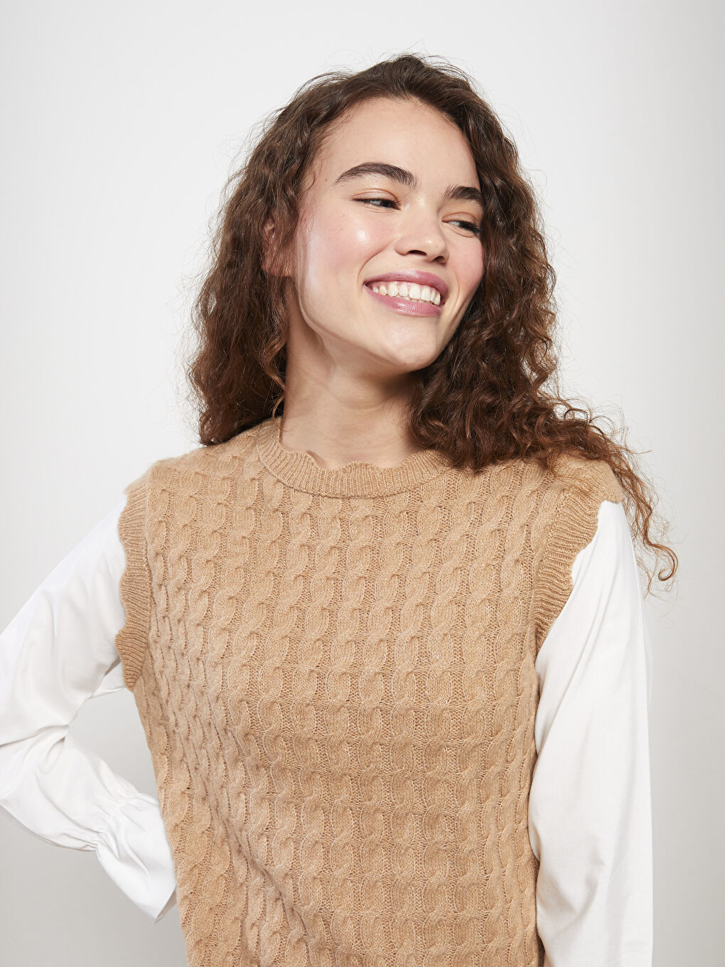 Bej Dik Yaka Kendinden Desenli Uzun Kollu Kadın Triko Tunik-2