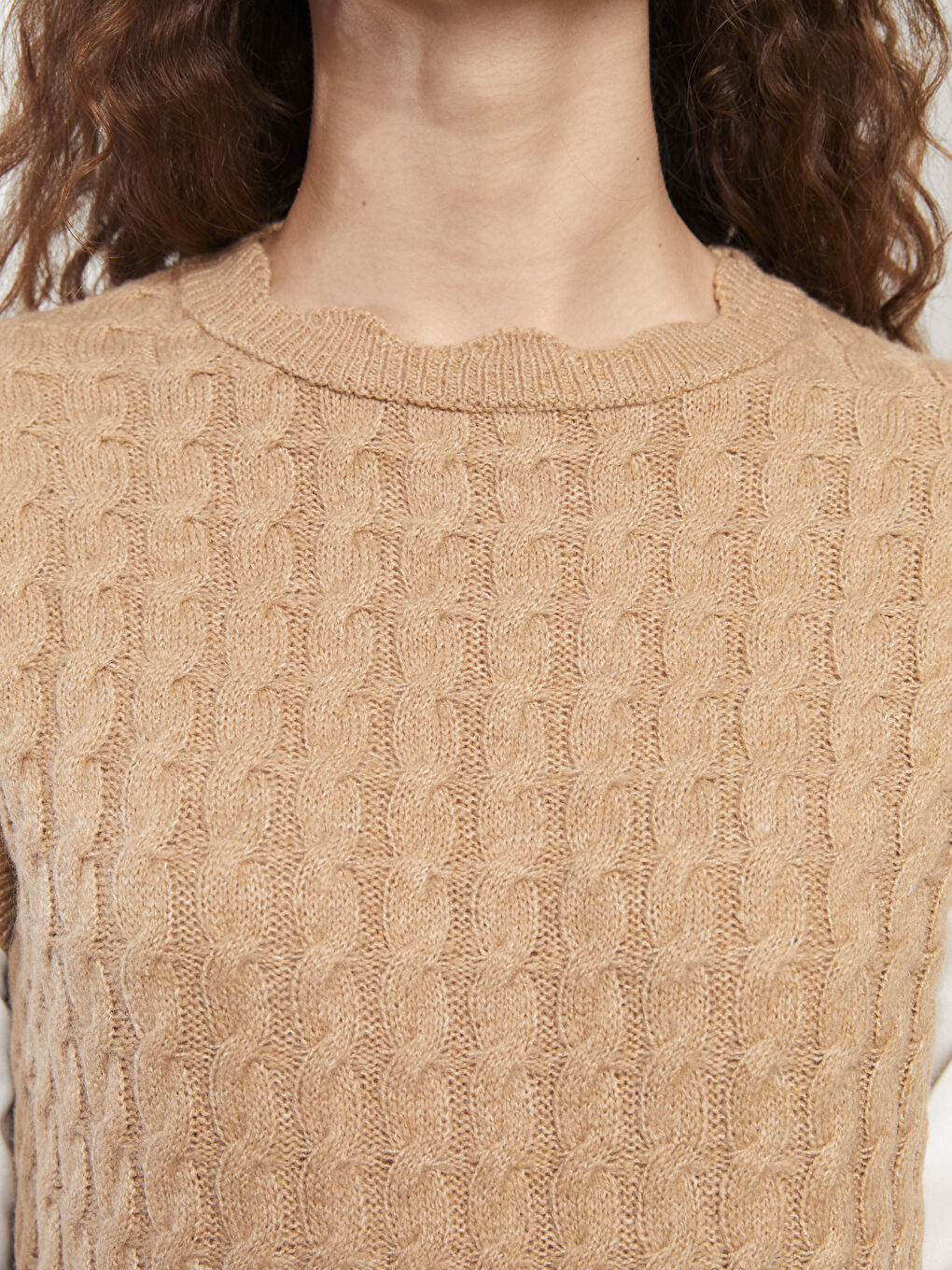 Bej Dik Yaka Kendinden Desenli Uzun Kollu Kadın Triko Tunik-3