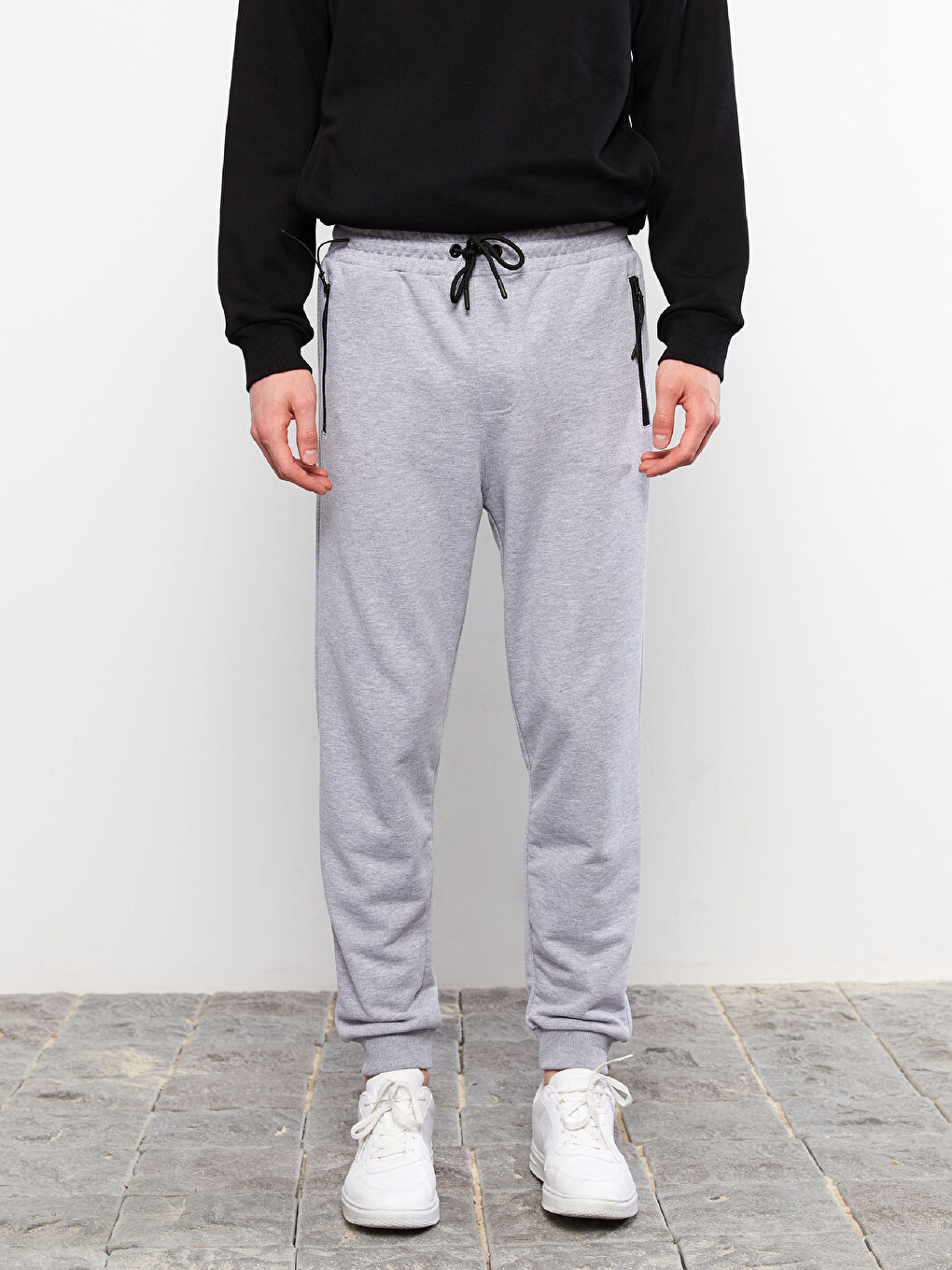 Gri Standart Kalıp Erkek Jogger Eşofman Altı-3