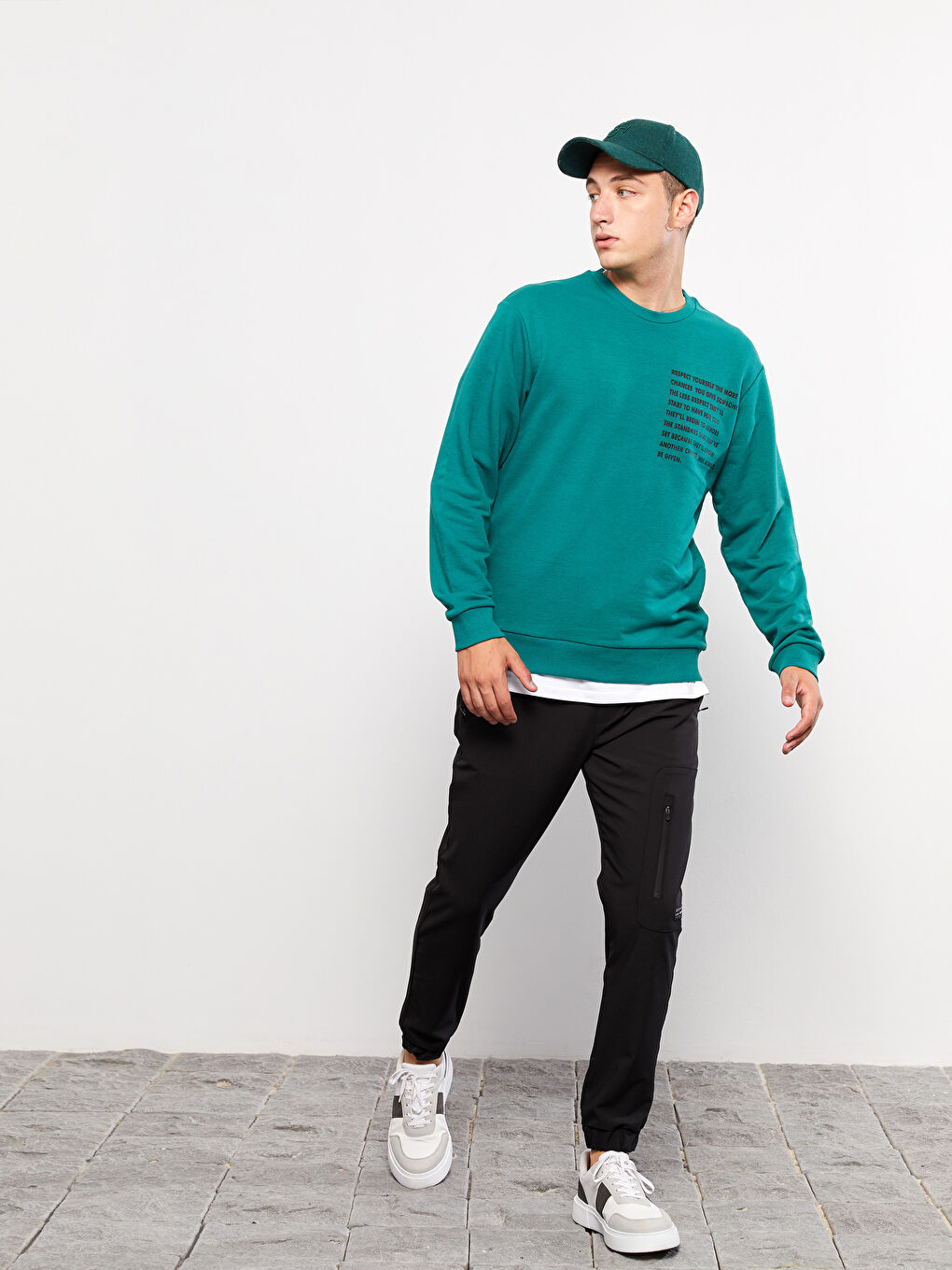 Yeşil Bisiklet Yaka Uzun Kollu Baskılı Erkek Sweatshirt