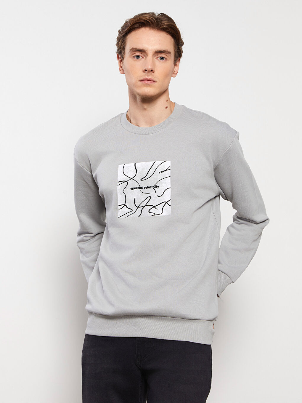 LCW Casual Gri Bisiklet Yaka Uzun Kollu Baskılı Erkek Sweatshirt - 1