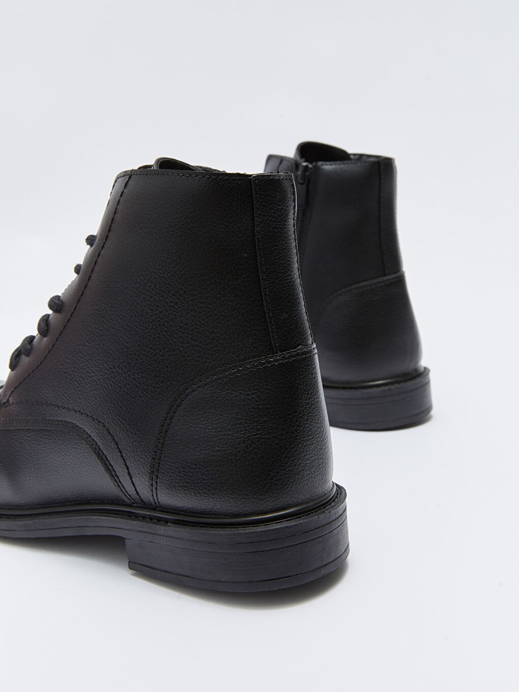 Siyah Deri Görünümlü Bağcıklı Erkek Bot-4