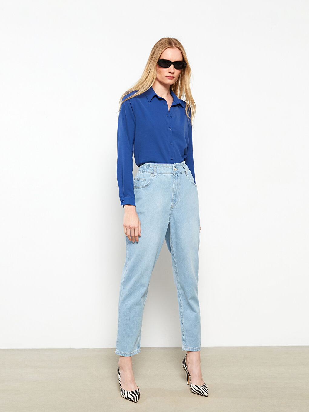 Women's High Waisted Relaxed Fit Regular Denim Trousers-1