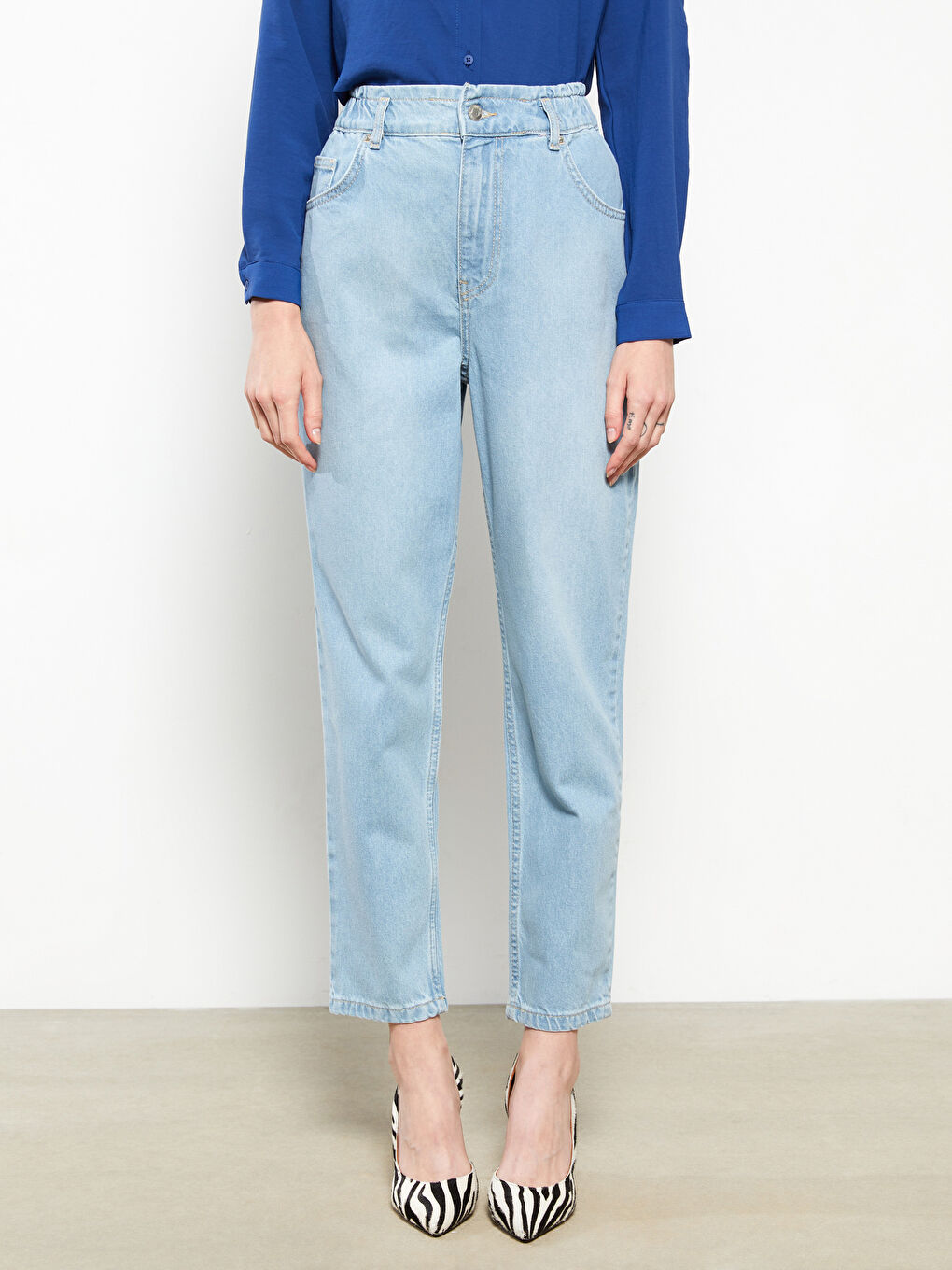 Women's High Waisted Relaxed Fit Regular Denim Trousers-2