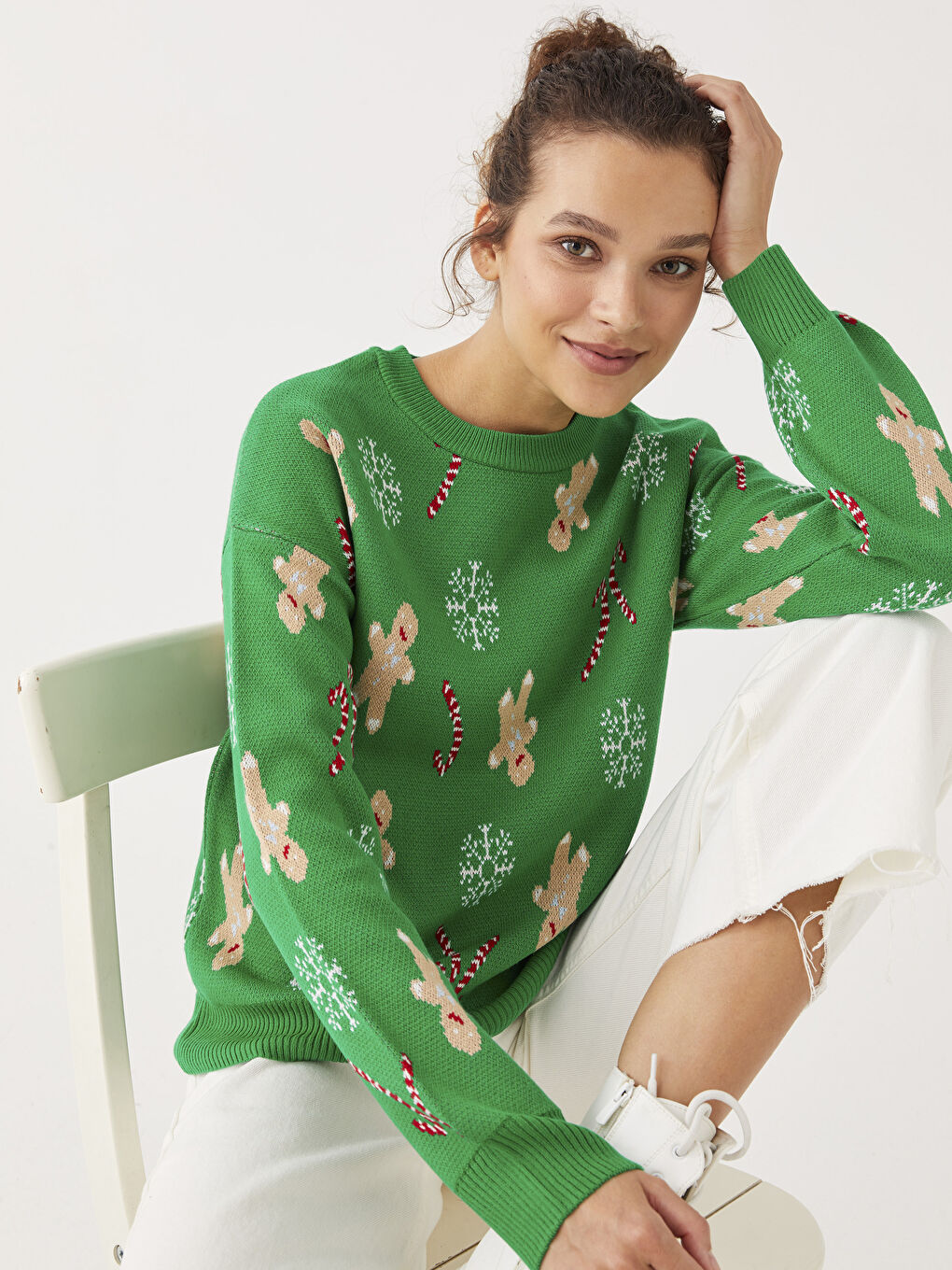 Yeşil Bisiklet Yaka Yılbaşı Temalı Uzun Kollu Kadın Triko Kazak