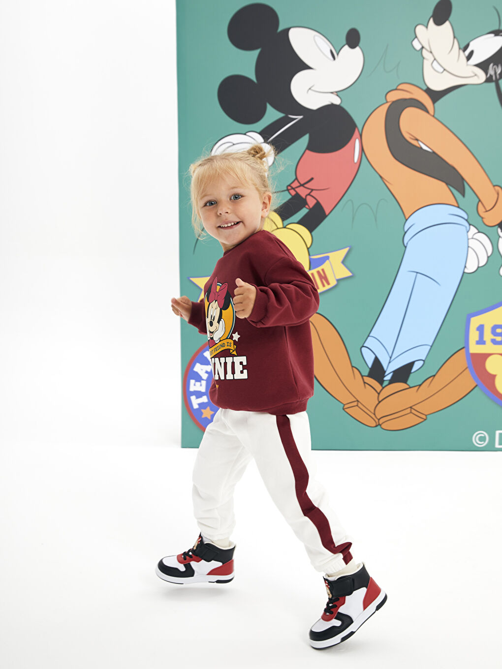 Bordo Bisiklet Yaka Uzun Kollu Minnie Mouse Baskılı Kız Bebek Sweatshirt ve Eşofman Alt 2'li Takım