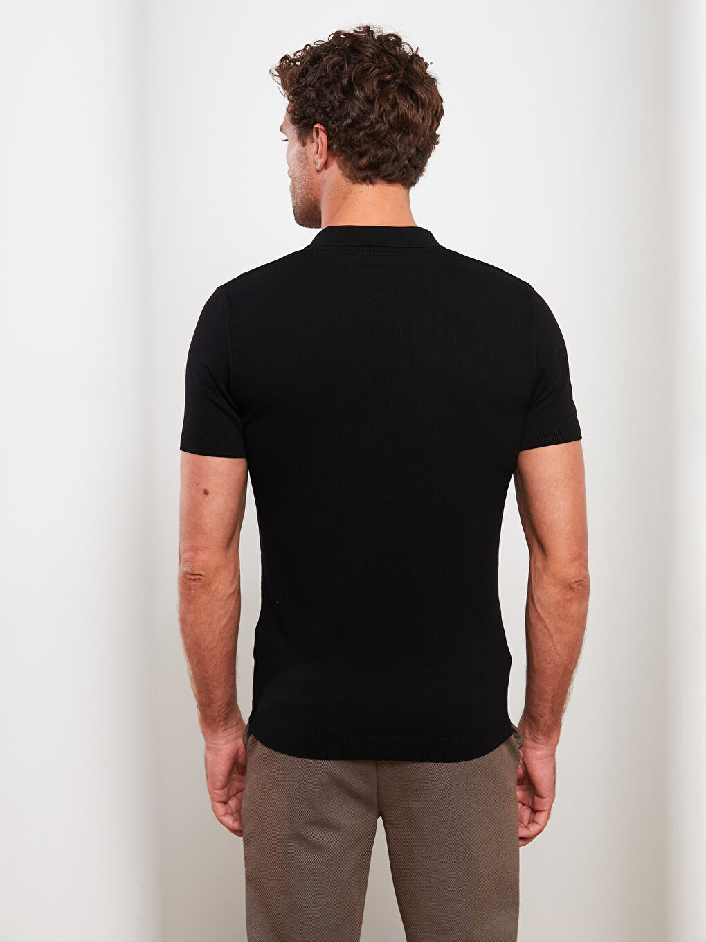 CRNA Majica Muškarac-4