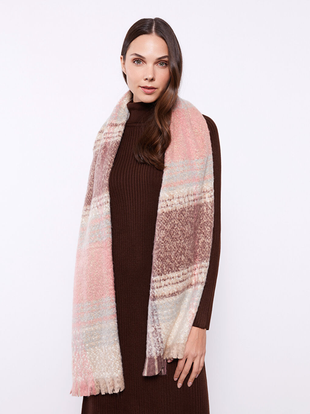 Торлы өрнекті әйелдерге арналған шарф-1