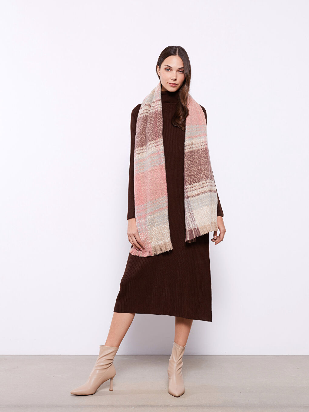 Торлы өрнекті әйелдерге арналған шарф-2