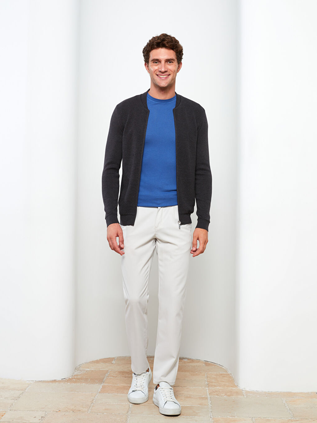 Cardigan Tricotat pentru Bărbați cu Guler Colegiu și Croială Standard-1