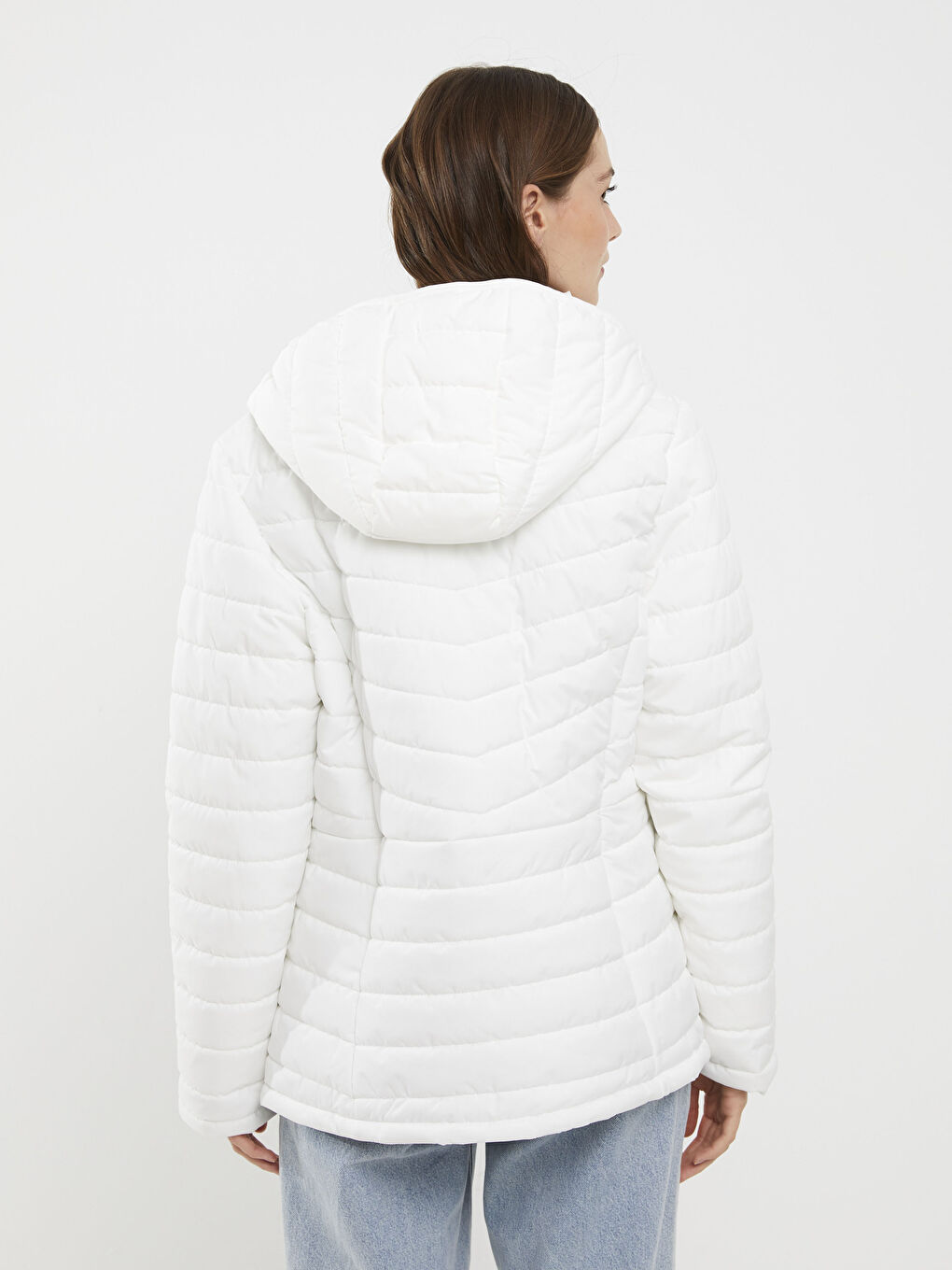 Ekru Kadın Kapüşonlu Düz Şişme Mont-8