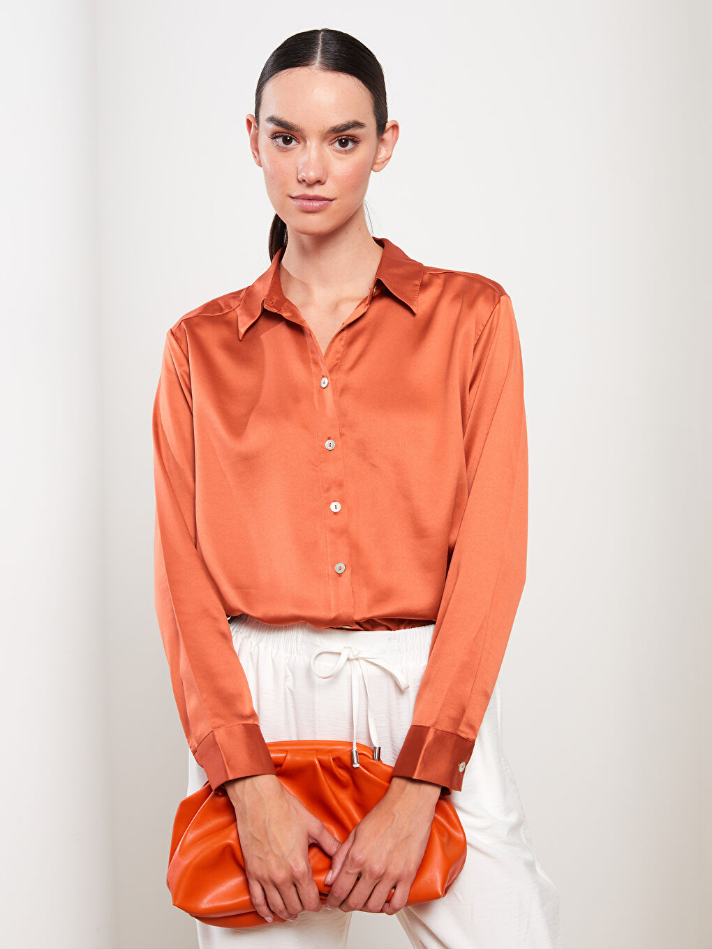 Kahverengi Düz Uzun Kollu Saten Kadın Gömlek Tunik-2