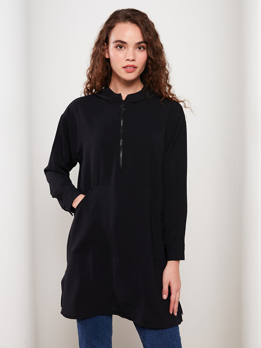 Siyah Kapüşonlu Düz Uzun Kollu Oversize Kadın Tunik-3