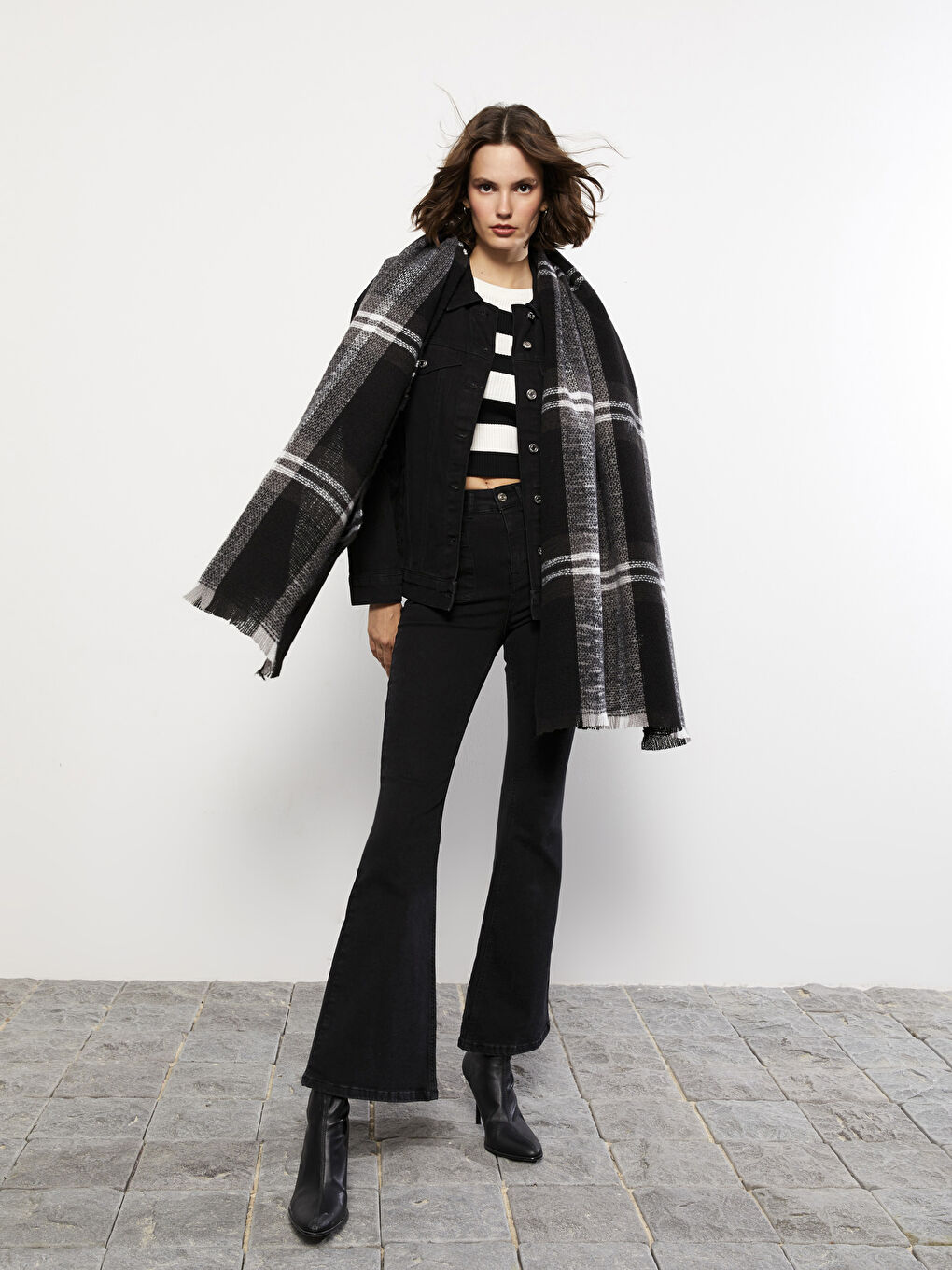 LCW ACCESSORIES Plaid Patterned Women's Scarf -W2CP58Z8-LKX
