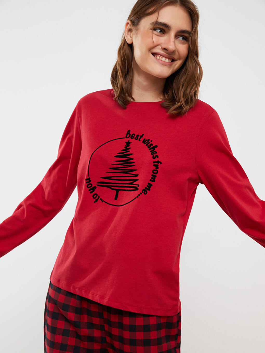 Kırmızı Bisiklet Yaka Yılbaşı Temalı Kadın Pijama Takımı