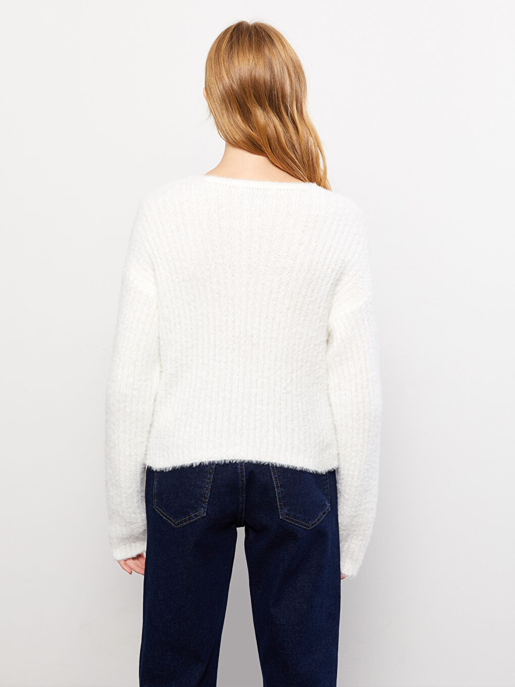 Ekru V Yaka Kadın Triko Hırka-4