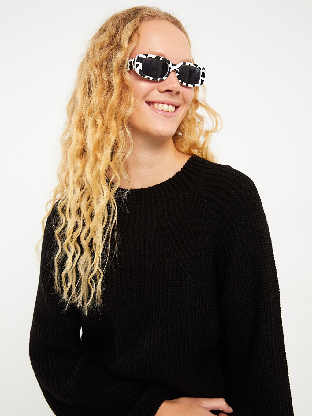 Siyah Bisiklet Yaka Düz Uzun Kollu Kadın Triko Kazak-2