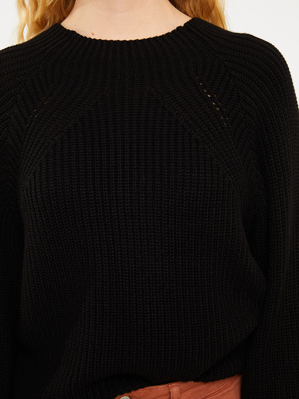 Siyah Bisiklet Yaka Düz Uzun Kollu Kadın Triko Kazak-3