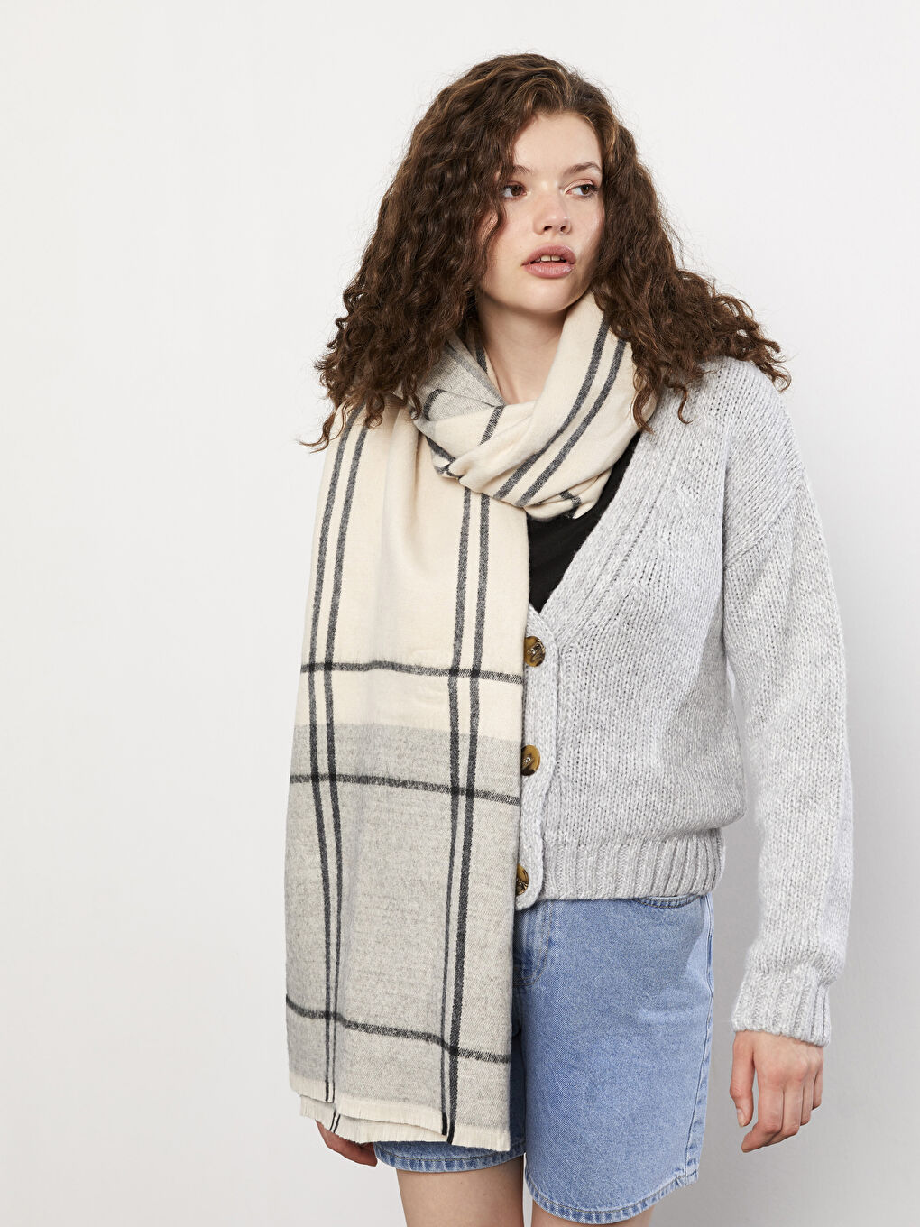 Plaid Patterned Women's Scarf