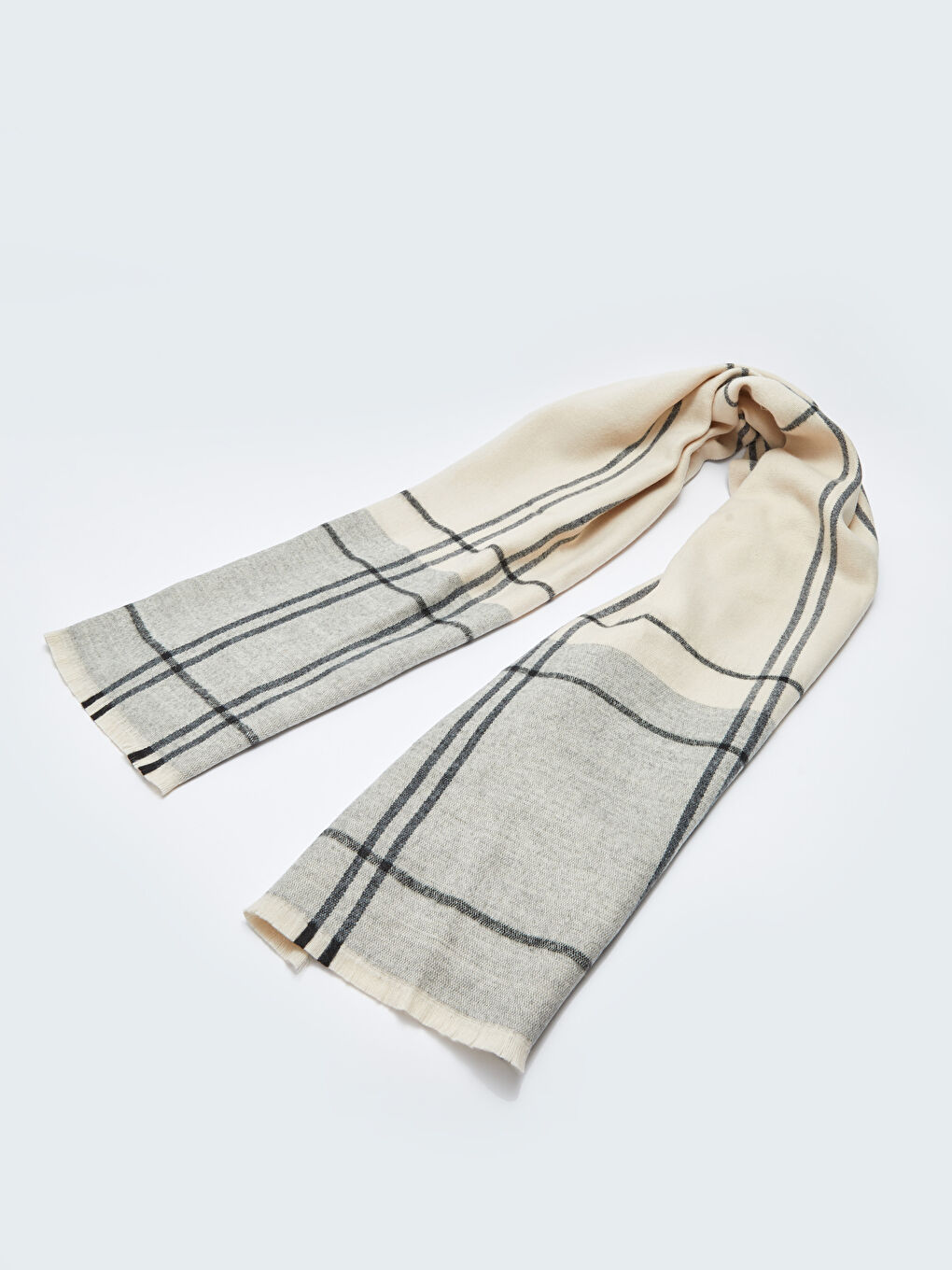 Plaid Patterned Women's Scarf-2