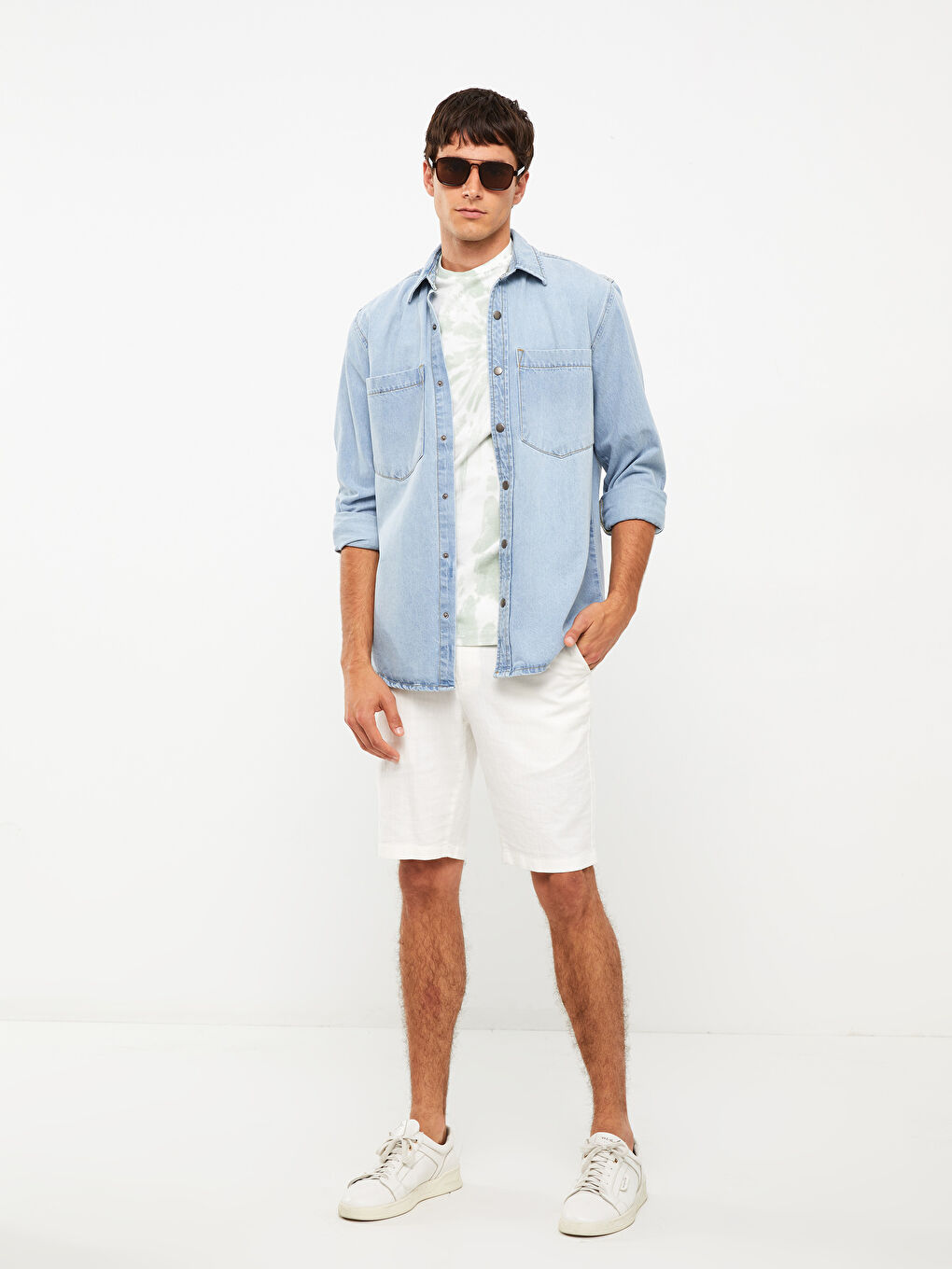 Риза от дънков плат за мъже с дълъг ръкав и редовна кройка-1