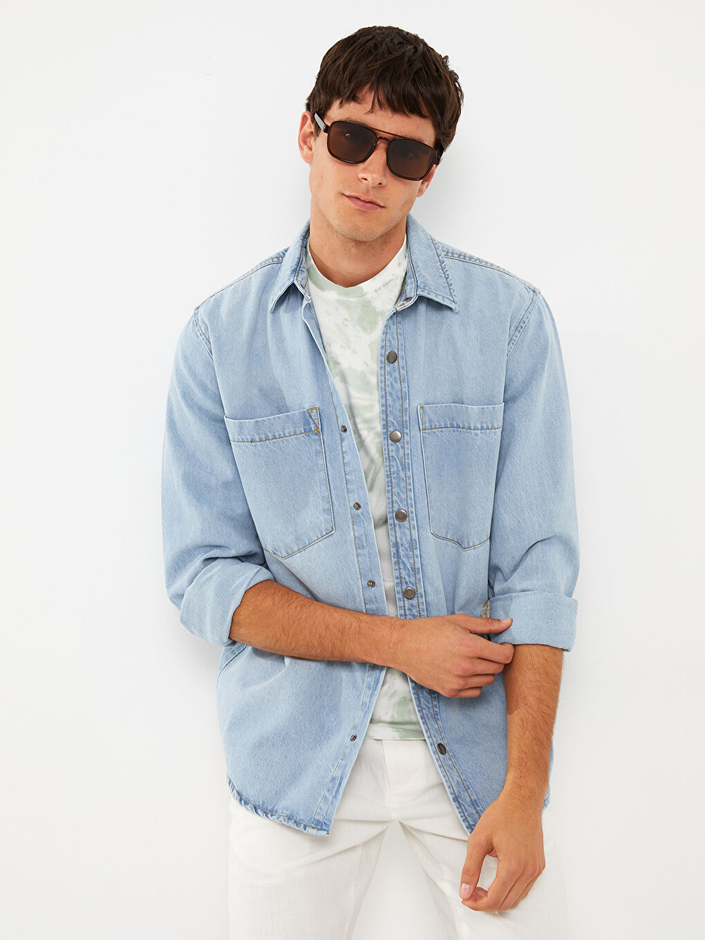 Риза от дънков плат за мъже с дълъг ръкав и редовна кройка-2