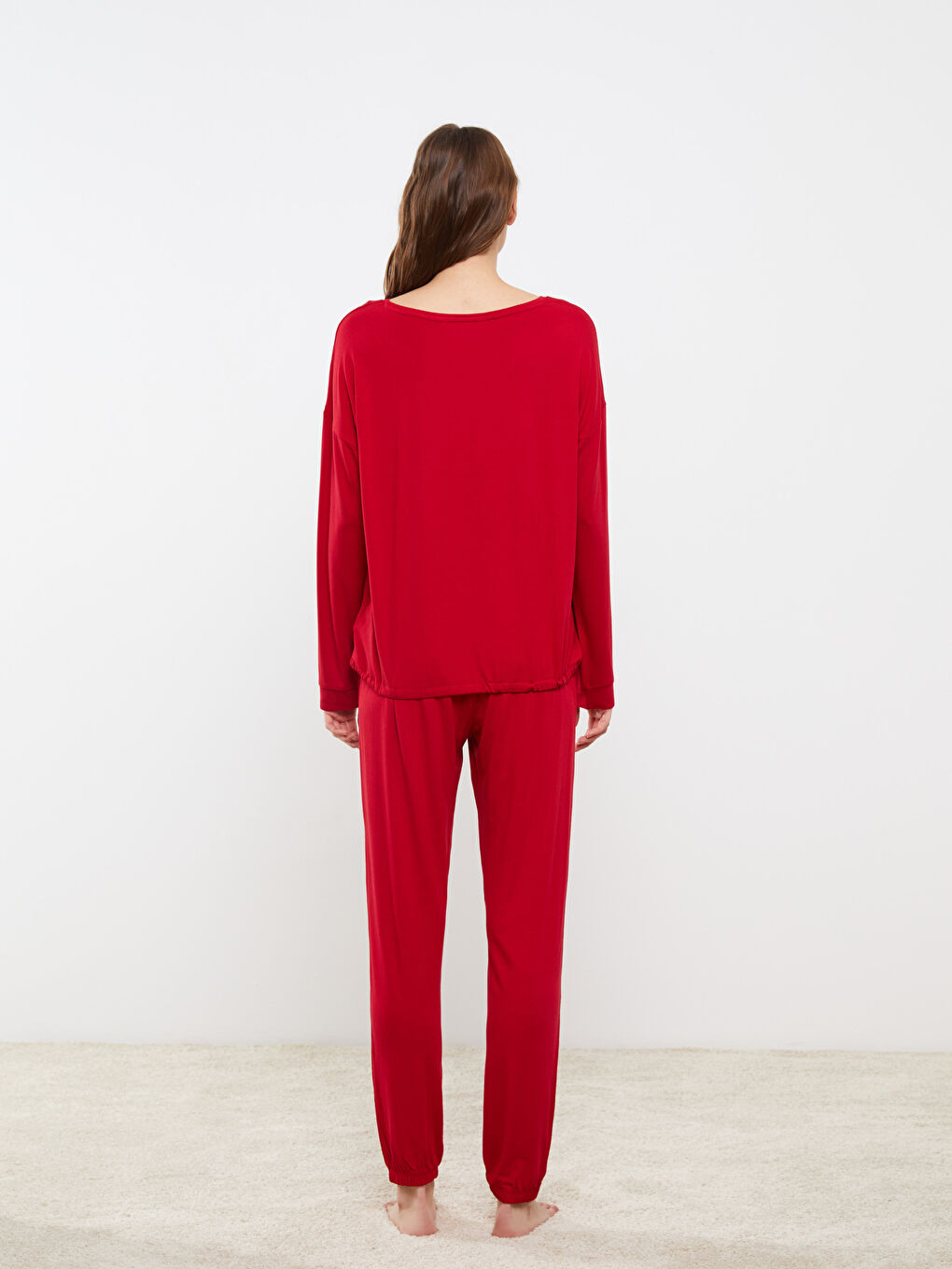 Kırmızı Bisiklet Yaka Yılbaşı Temalı Kadın Pijama Takımı-4