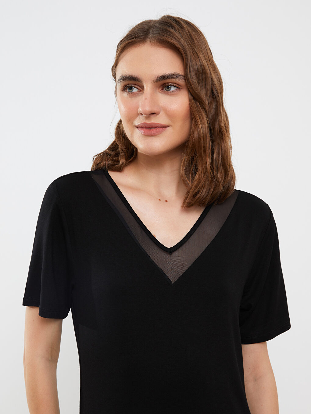 Siyah V Yaka Düz Kısa Kollu Kadın Gecelik-2