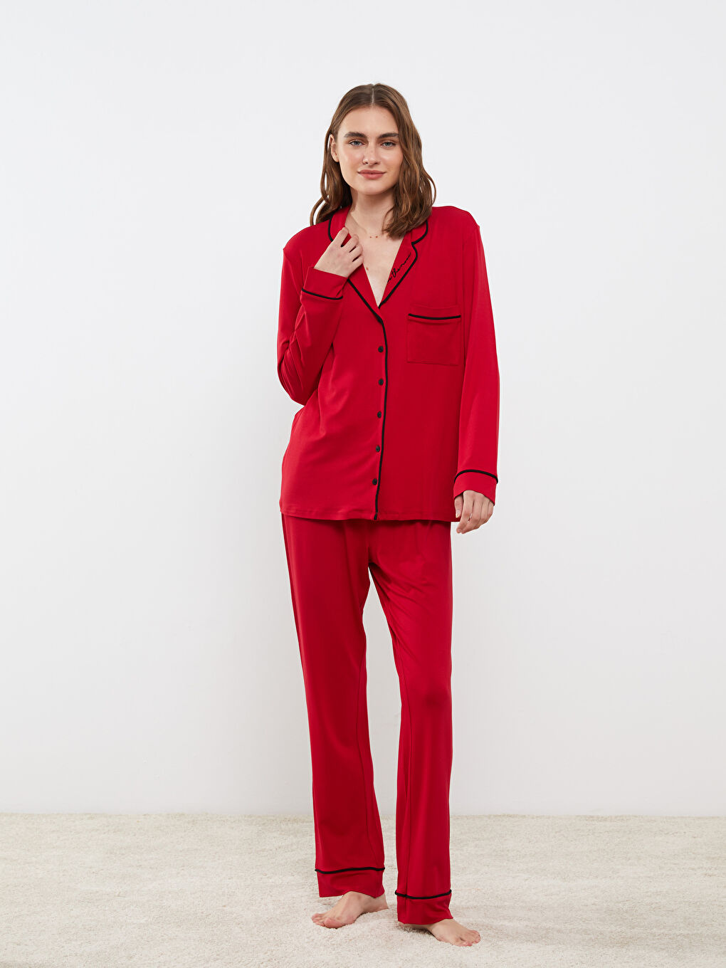 Kırmızı Yılbaşı Temalı Uzun Kollu Kadın Pijama Takımı