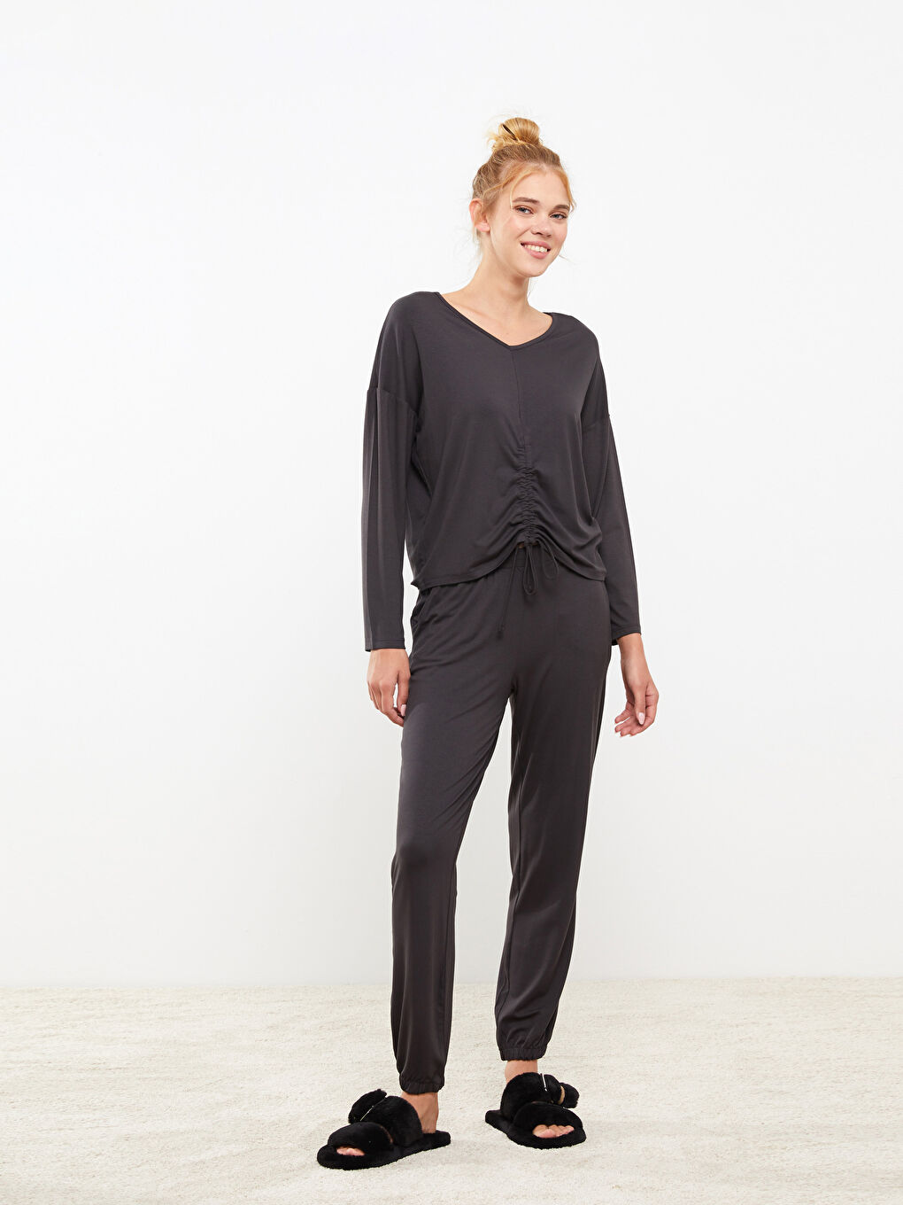 Antrasit V Yaka Düz Uzun Kollu Kadın Pijama Takımı-1