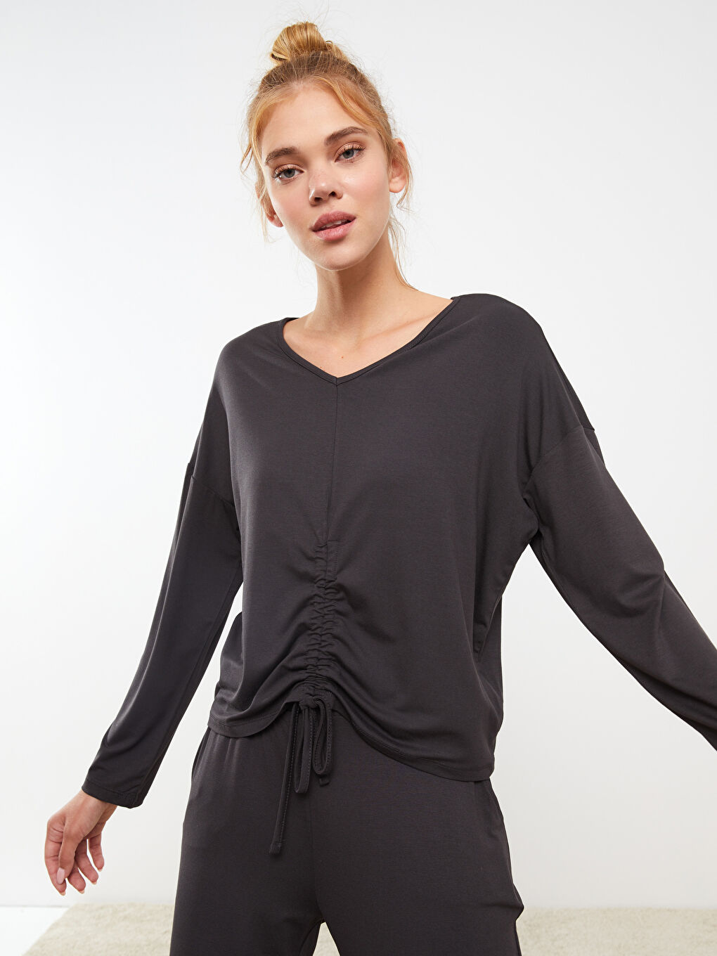 Antrasit V Yaka Düz Uzun Kollu Kadın Pijama Takımı-3