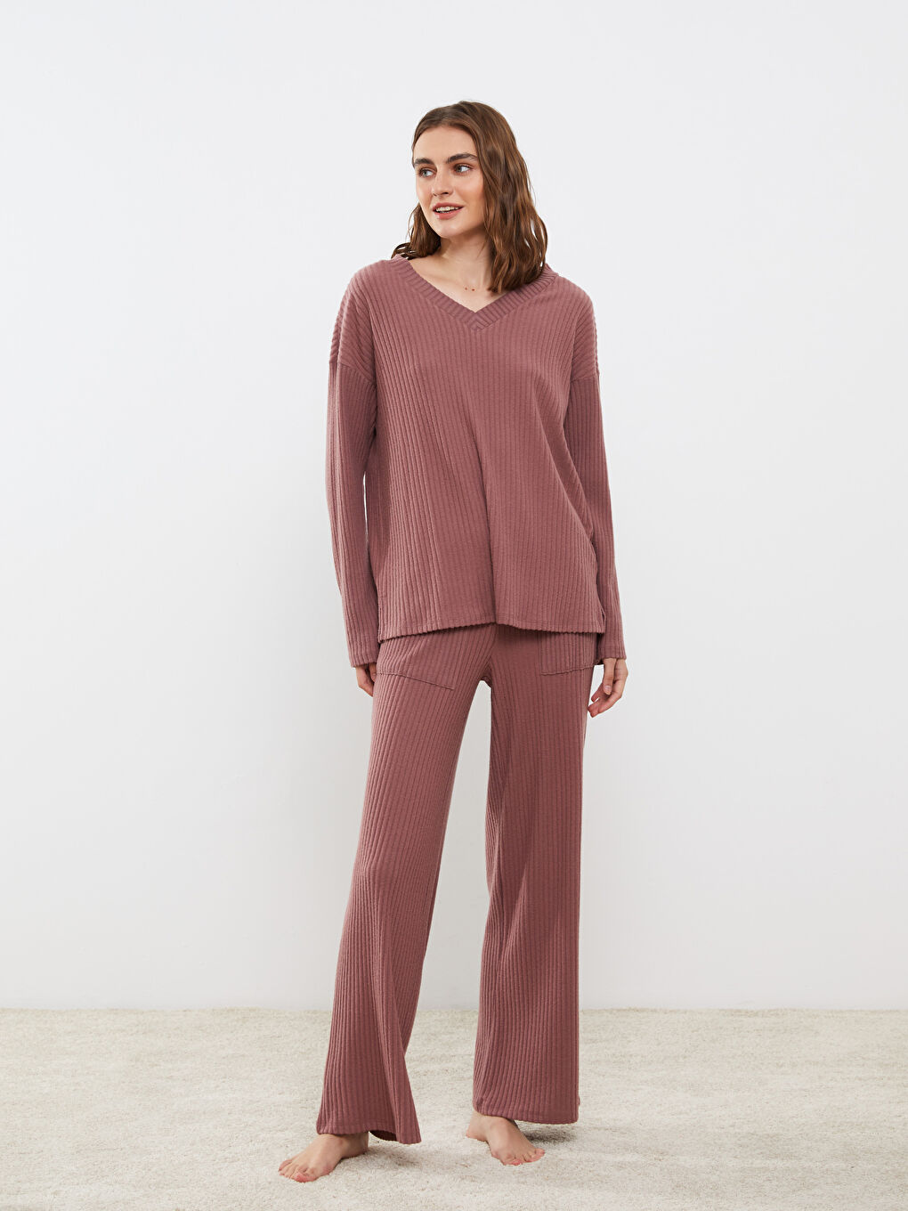 V Neck Regular Long Sleeve Women's Pajama Set-1