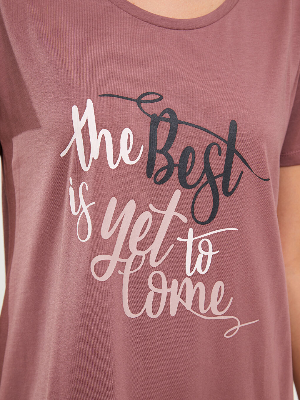 Pembe Bisiklet Yaka Baskılı Kısa Kollu Pamuklu Kadın Gecelik-2