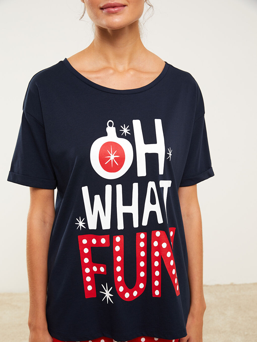 Kırmızı Bisiklet Yaka Yılbaşı Temalı Kısa Kollu Pamuklu Kadın Pijama Takımı-3