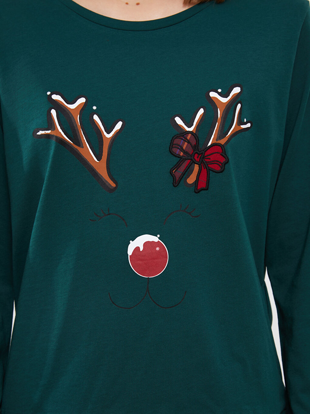 Kırmızı Bisiklet Yaka Yılbaşı Temalı Kadın Pijama Takımı-2