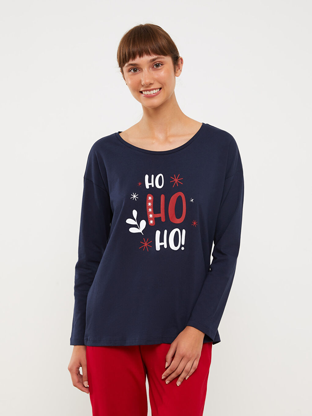 Kırmızı Bisiklet Yaka Yılbaşı Temalı Uzun Kollu Pamuklu Kadın Pijama Takımı-1