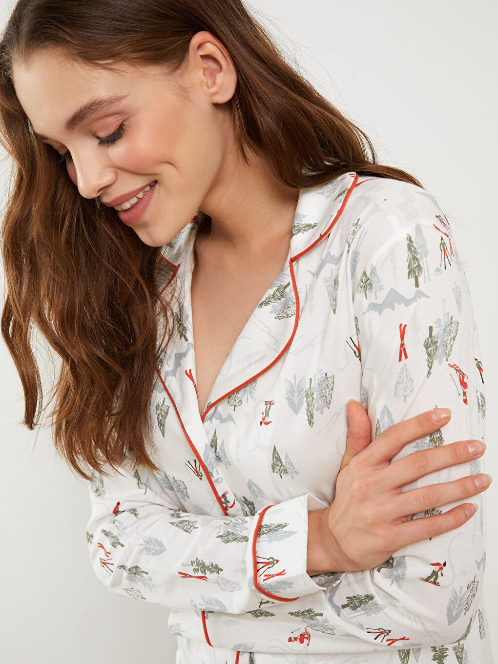 Ekru Gömlek Yaka Yılbaşı Temalı Uzun Kollu Kadın Pijama Takımı-2