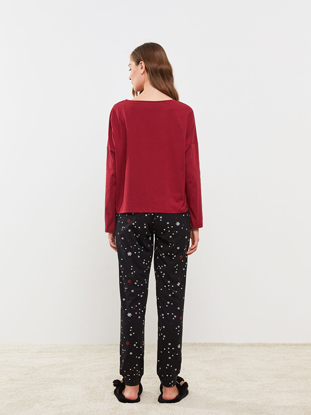 Siyah Bisiklet Yaka Yılbaşı Temalı Kadın Pijama Takımı-6