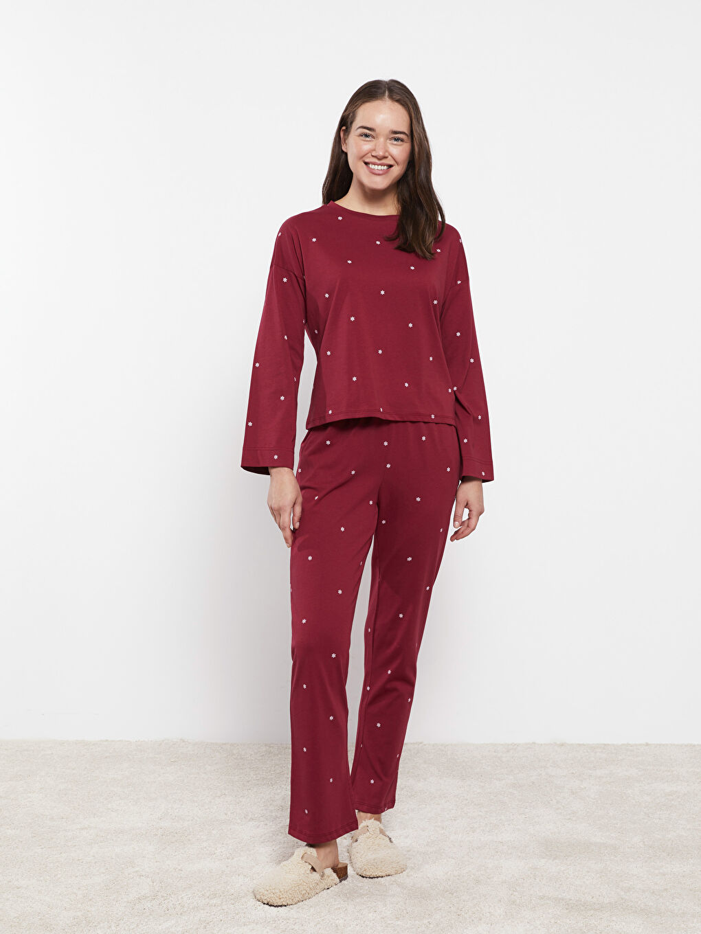 Bordo Bisiklet Yaka Yılbaşı Temalı Kadın Pijama Takımı