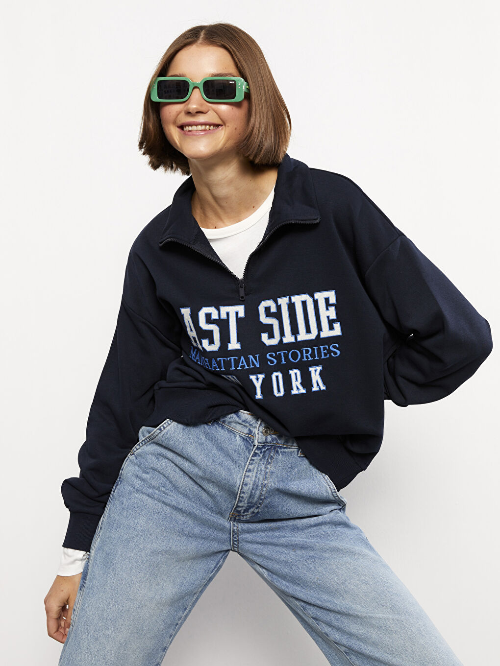 Lacivert Dik Yaka Baskılı Uzun Kollu Kadın Sweatshirt-1