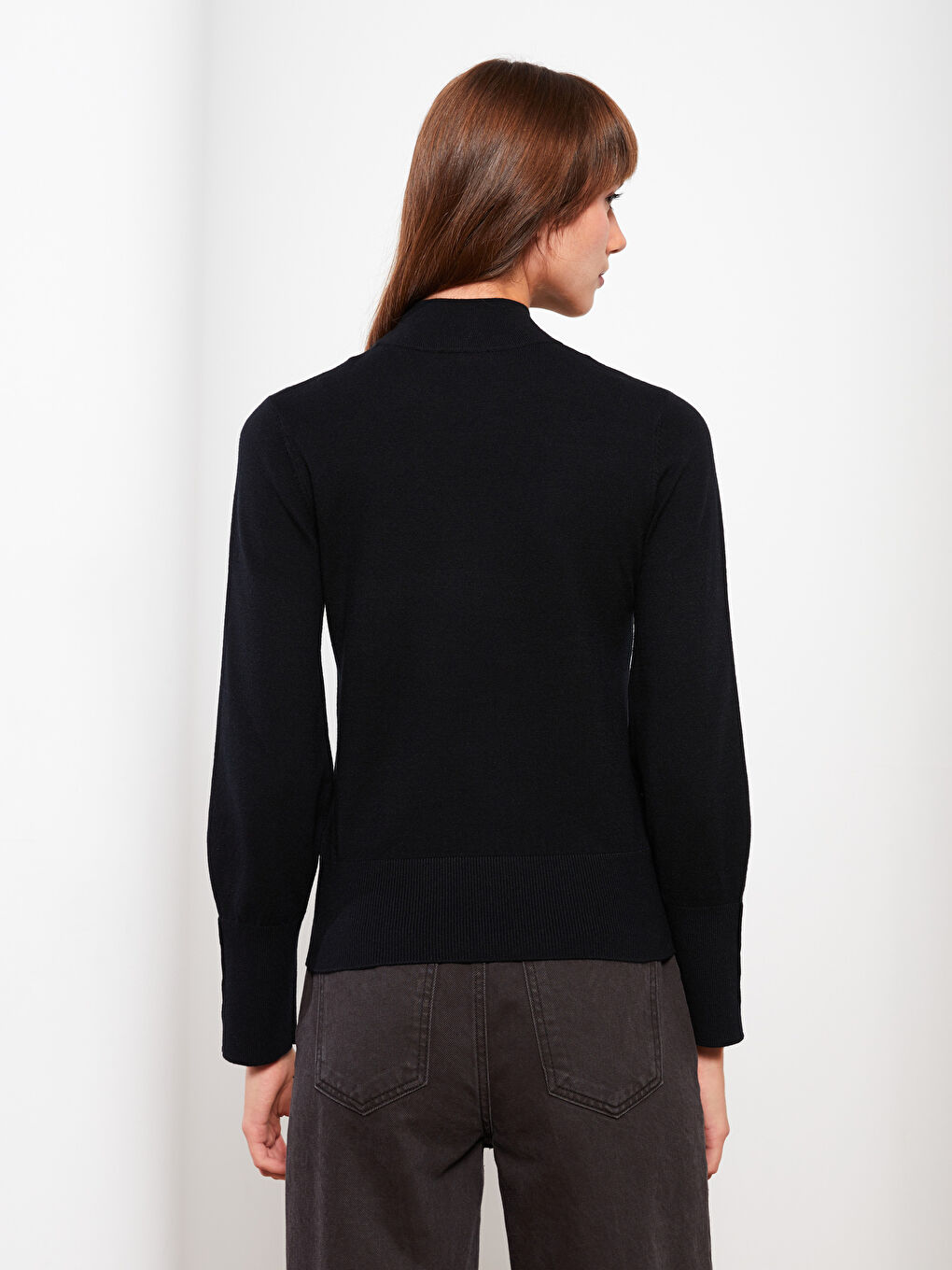 Siyah Dik Yaka Kadın Triko Kazak-4