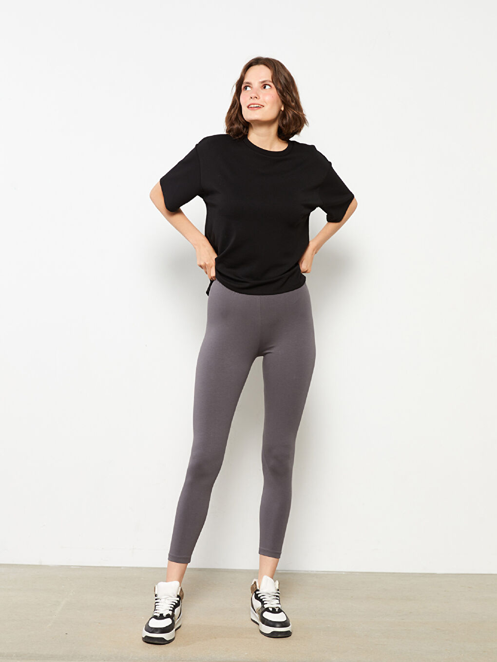 ليجن سادة بخصر مرن للسيدات-1