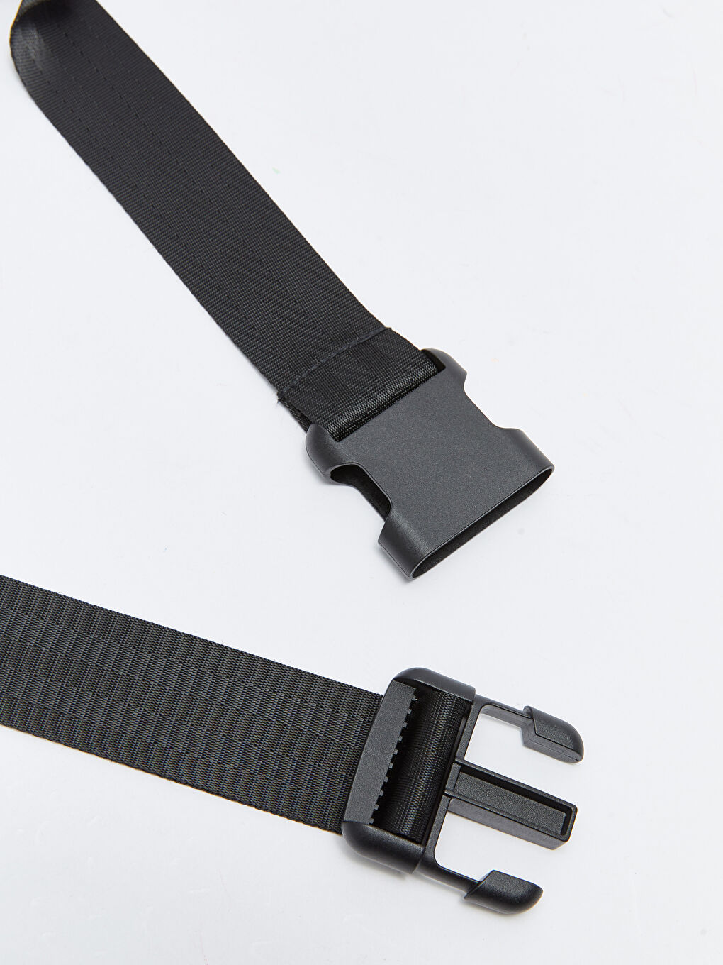 Siyah Etiket Detaylı Erkek Bel Çantası-4