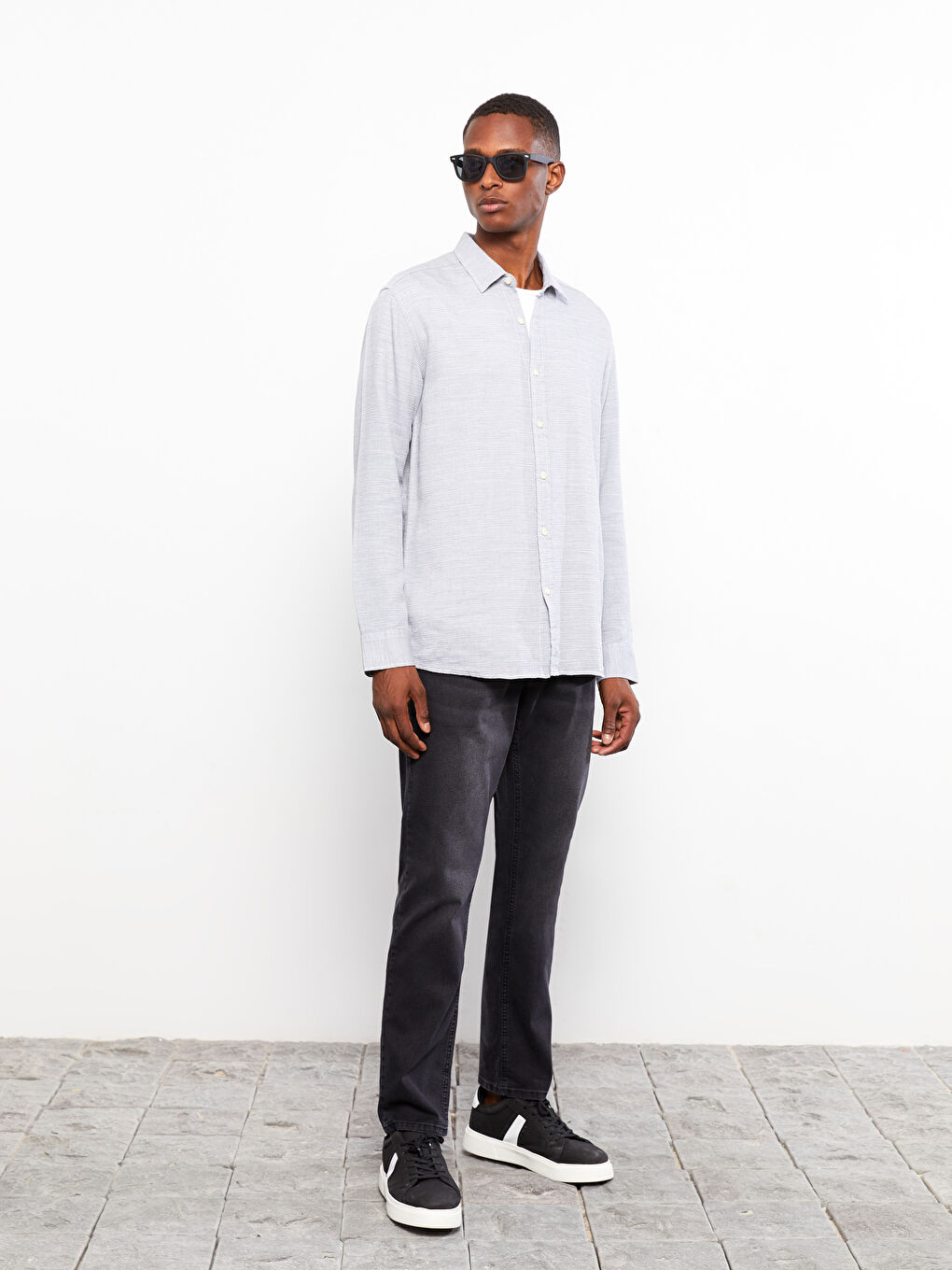 779 جينز بقصة عادية للرجال-1