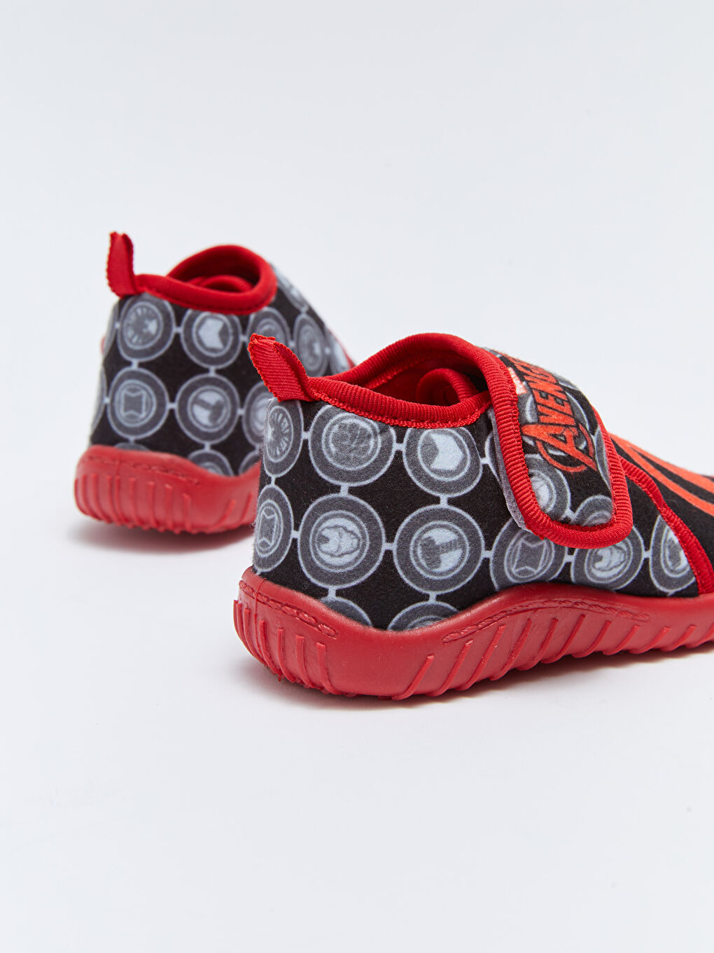 Siyah Avengers Lisanslı Cırt Cırtlı Erkek Çocuk Panduf-4