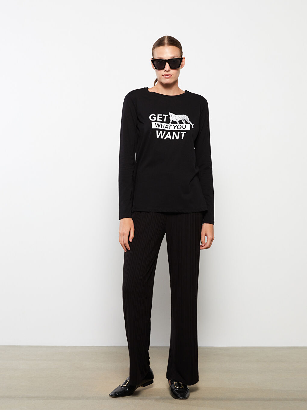 Crew Neck Printed Long Sleeve Cotton Women's T-shirt-1