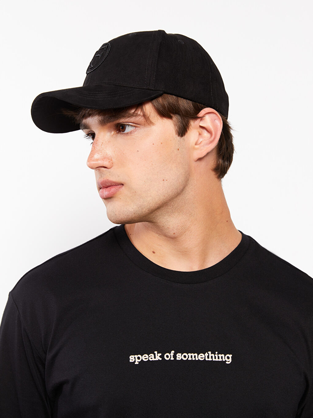 Siyah Yazı Nakışlı Erkek Kep Şapka-1