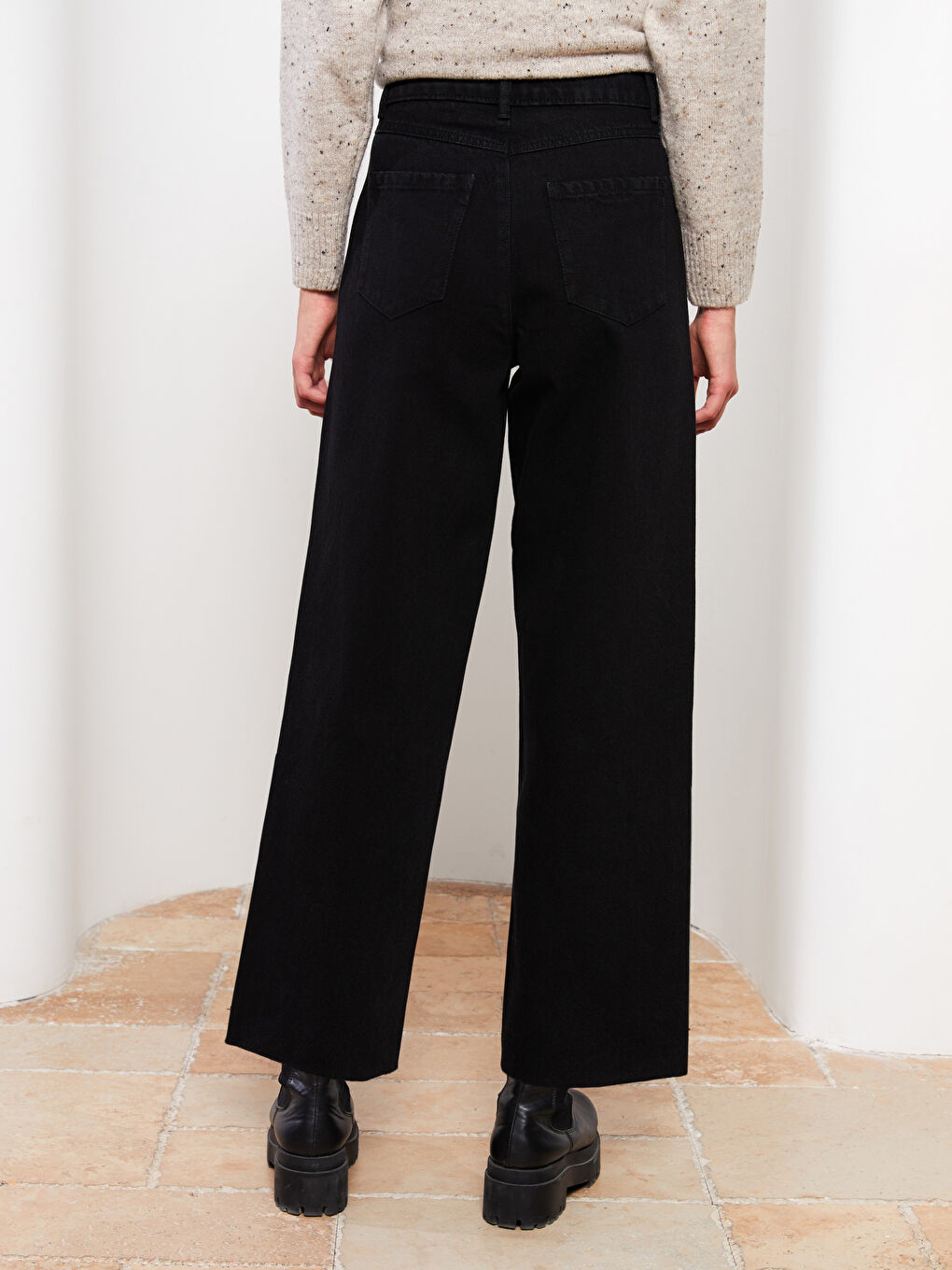 Women's Wideleg Regular Denim Trousers-4